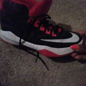 Size 7 men nike